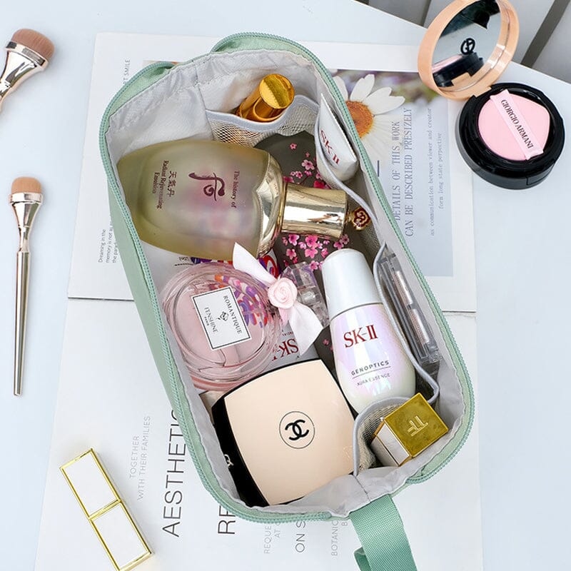 CapaciBag | Extra-Large Waterproof Toiletry Organizer - Durable Oxford & Nylon with Dry/Wet Separation