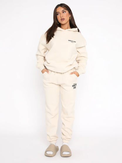 Noa | Trendy Tracksuit