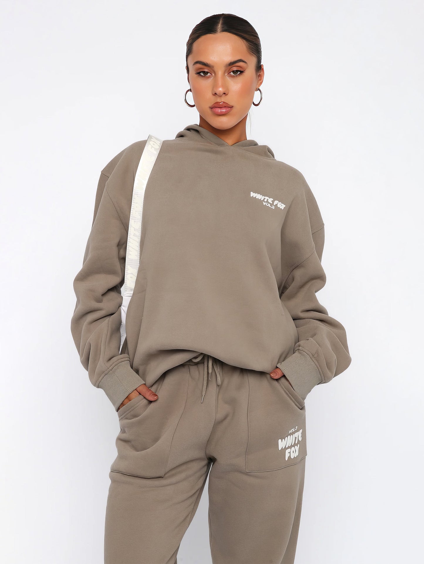 Noa | Trendy Tracksuit