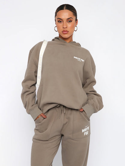 Noa | Trendy Tracksuit