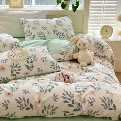 Dewn - Gentle Floral Duvet Cover
