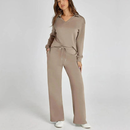 Eline | Luxe Loungewear Set with Comfortable Trousers and V-Neck Style