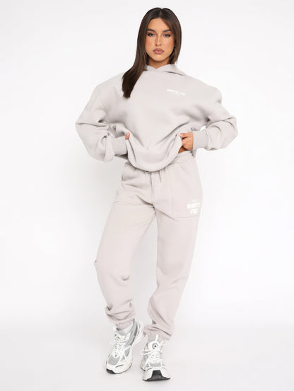 Noa | Trendy Tracksuit