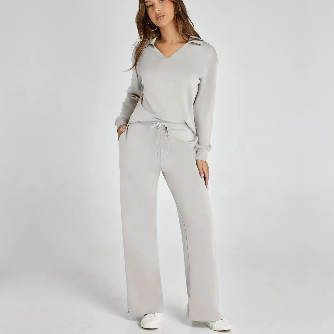 Eline | Luxe Loungewear Set with Comfortable Trousers and V-Neck Style