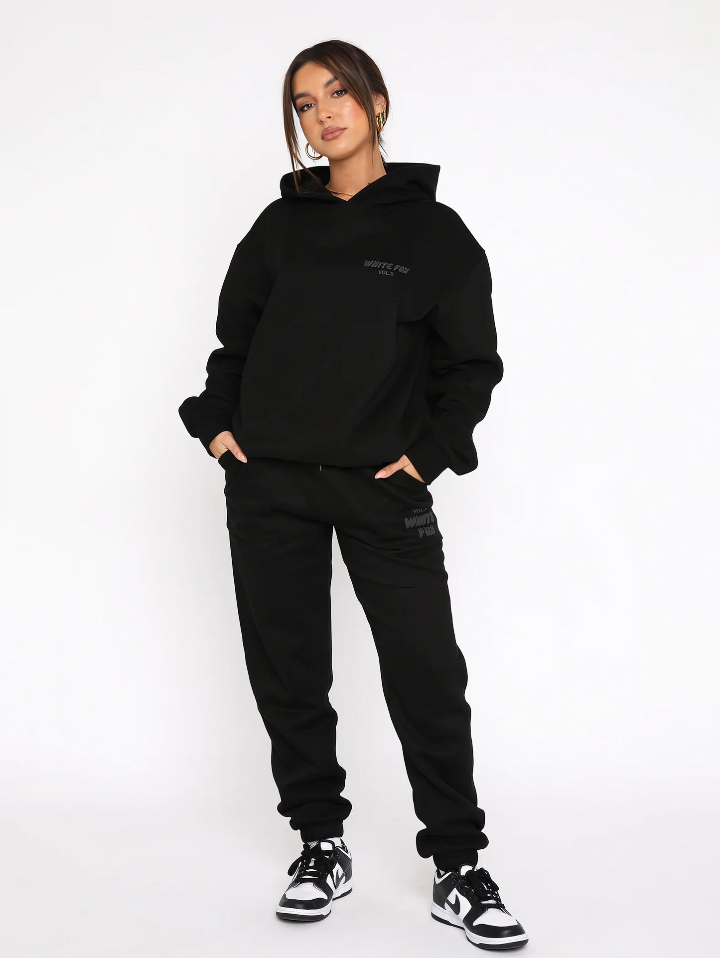 Noa | Trendy Tracksuit
