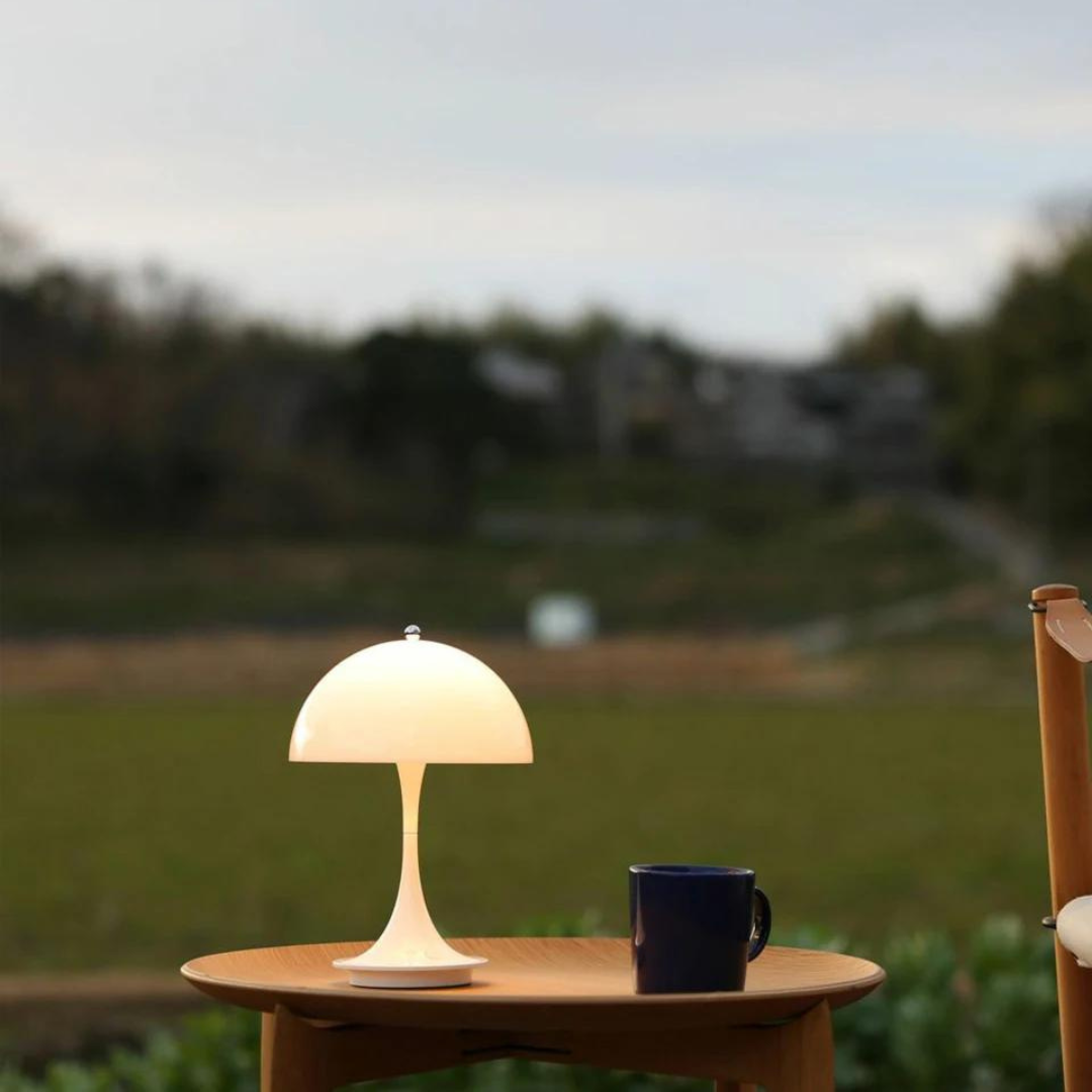 EclatéAura - Captivating Rechargeable Table Lamp