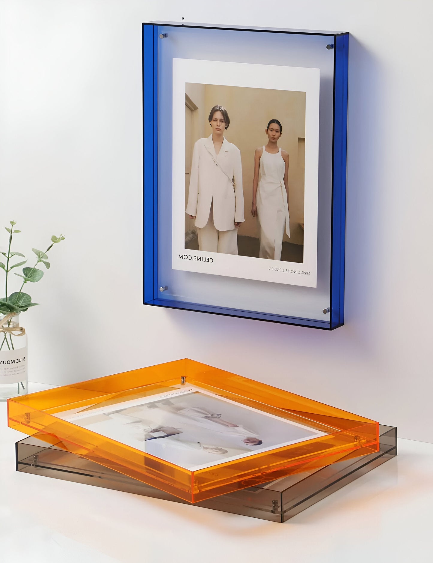 Seravina - Sleek Minimalist Acrylic Picture Frame