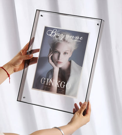 Seravina - Sleek Minimalist Acrylic Picture Frame