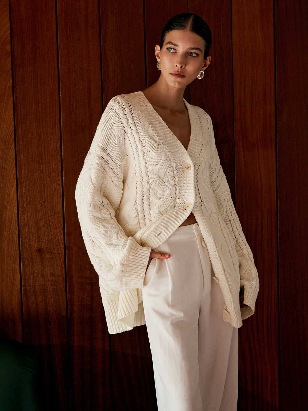 Aliyah | Chic Oversized Cable Knit Cardigan