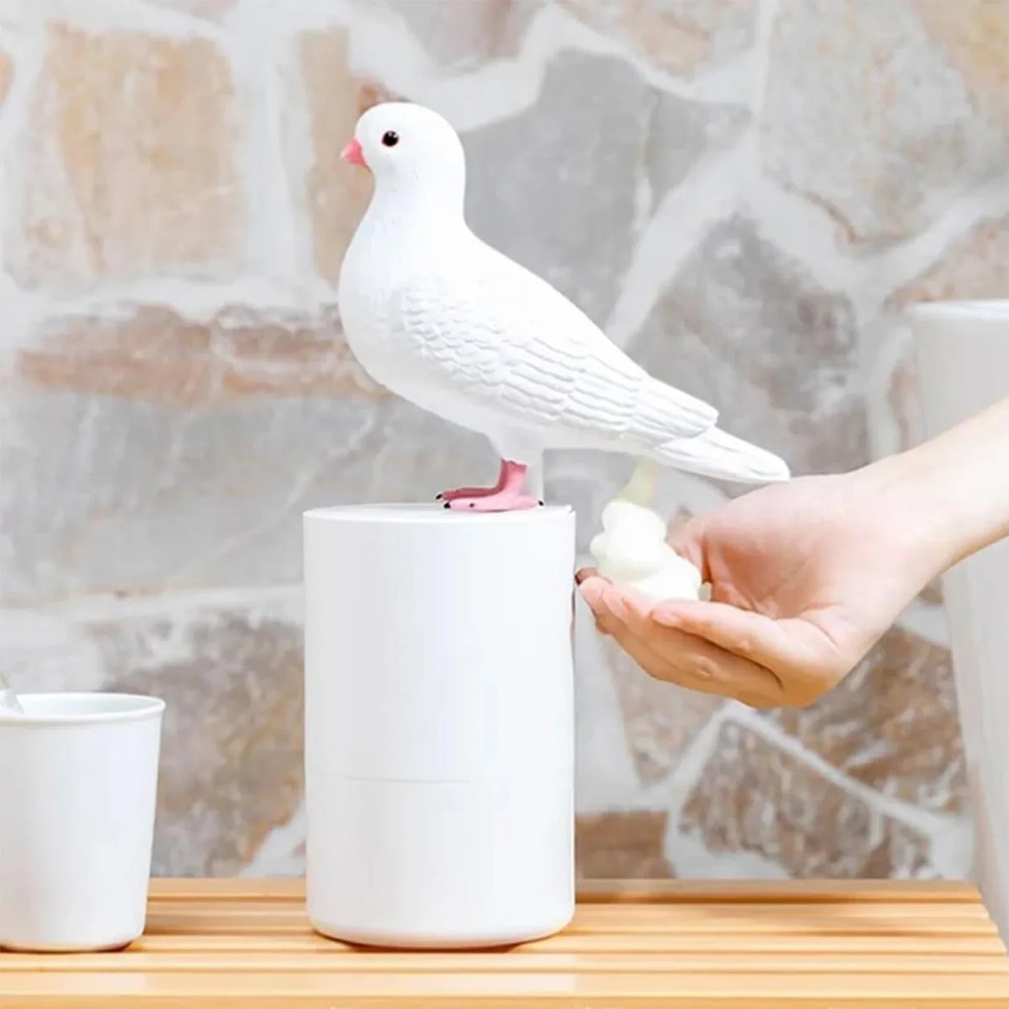 Dovelle | Touchless Sensor Automatic Foaming Soap Dispenser for Pigeons