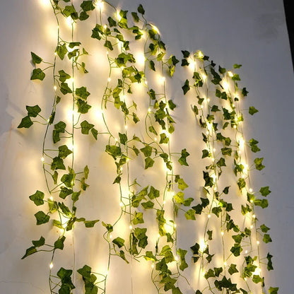 Energy-Efficient Green Leaf-Shaped Christmas LED Lights – Battery-Powered, High Quality, Ideal for Holiday Decor