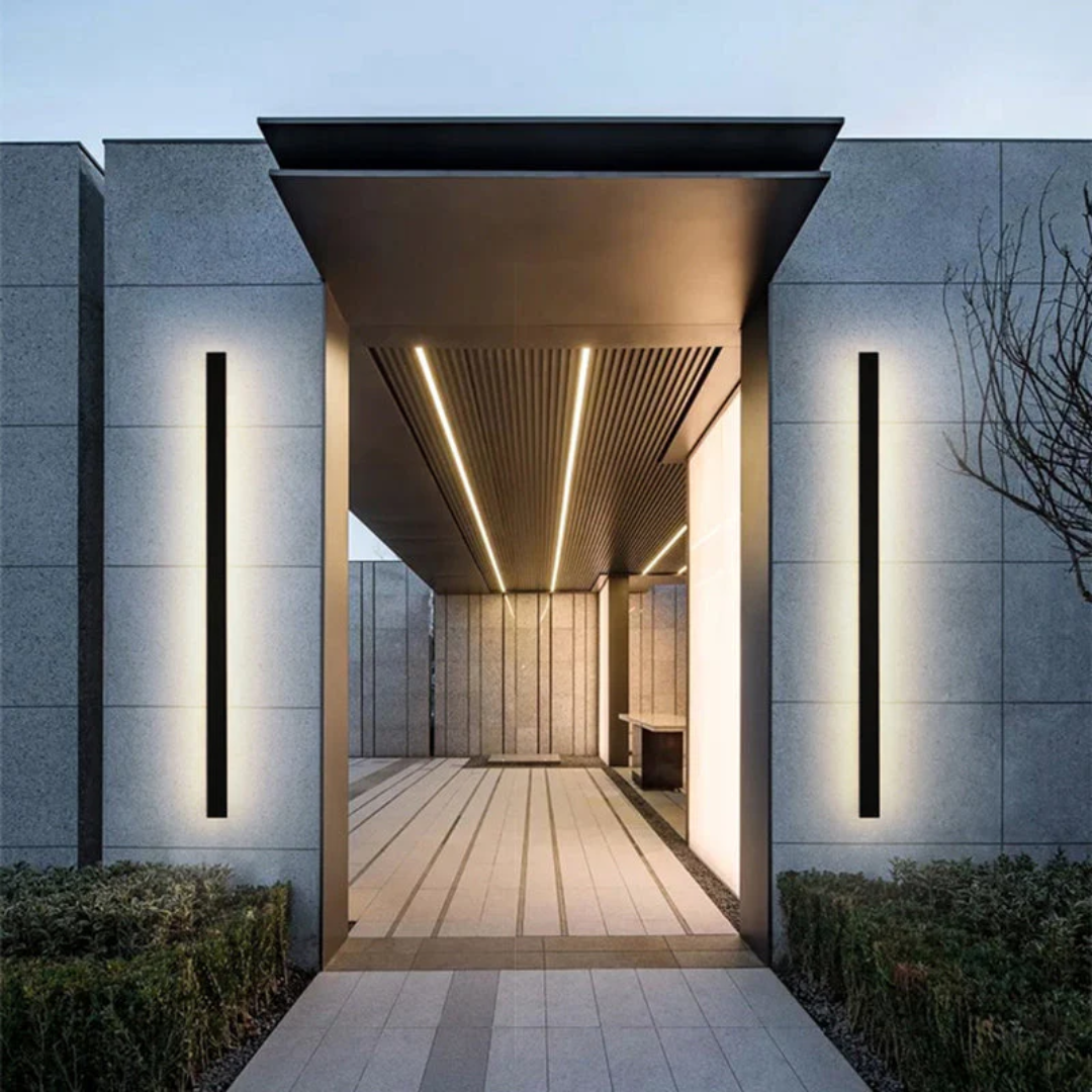 Contemporary LED Wall Light – LineaGlow