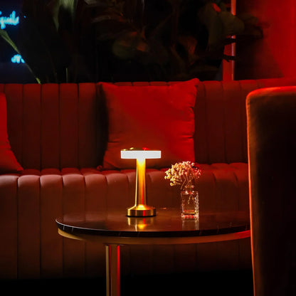 Vintage-Inspired Wireless Table Lamp - LumiBar