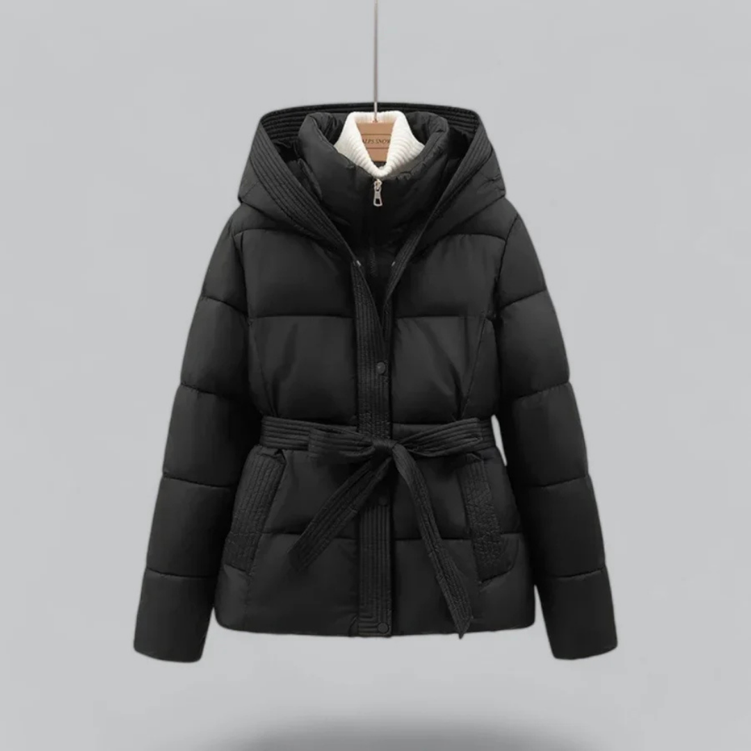 Delilah | Cozy Hooded Puffer Jacket with Belt for Women's Winter Fashion
