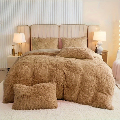 Luxurious Three-Piece Velvet Bedding Set with Soft Velvety Texture