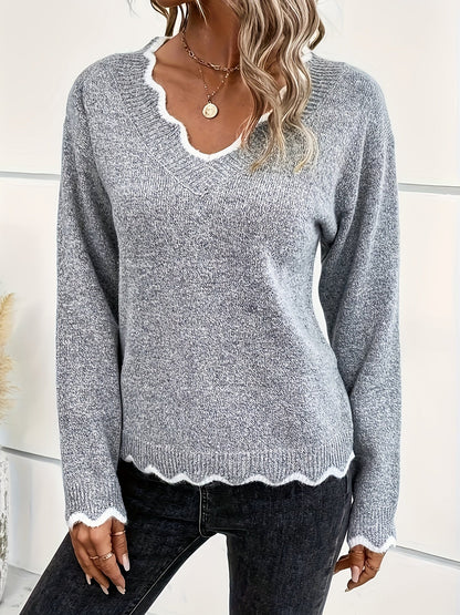 Elin | Stylish V-Neck Sweater with Scalloped Details and Long Sleeves