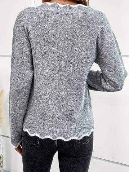Elin | Stylish V-Neck Sweater with Scalloped Details and Long Sleeves