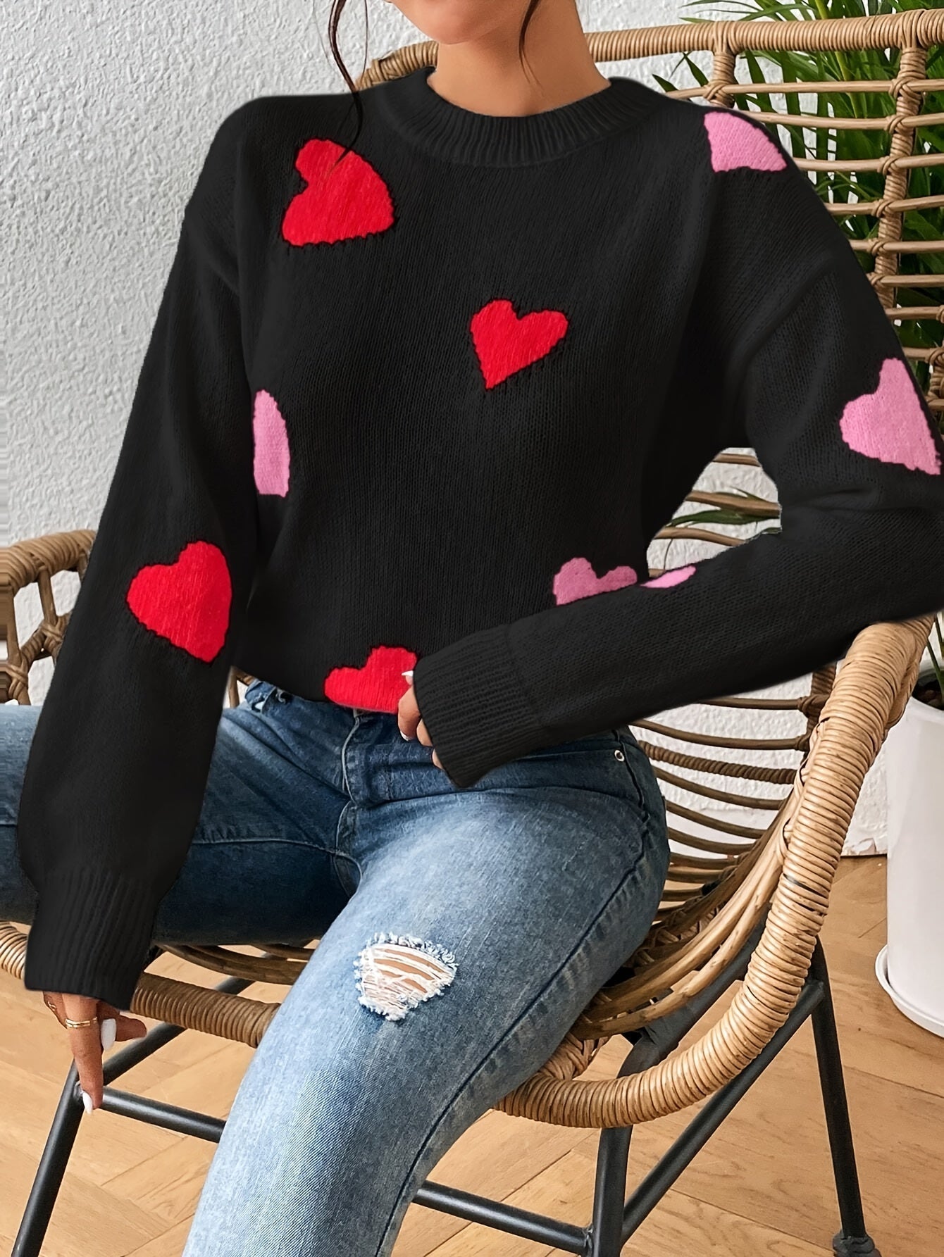 Elise | Women's Heart Pattern Round Neck Sweater