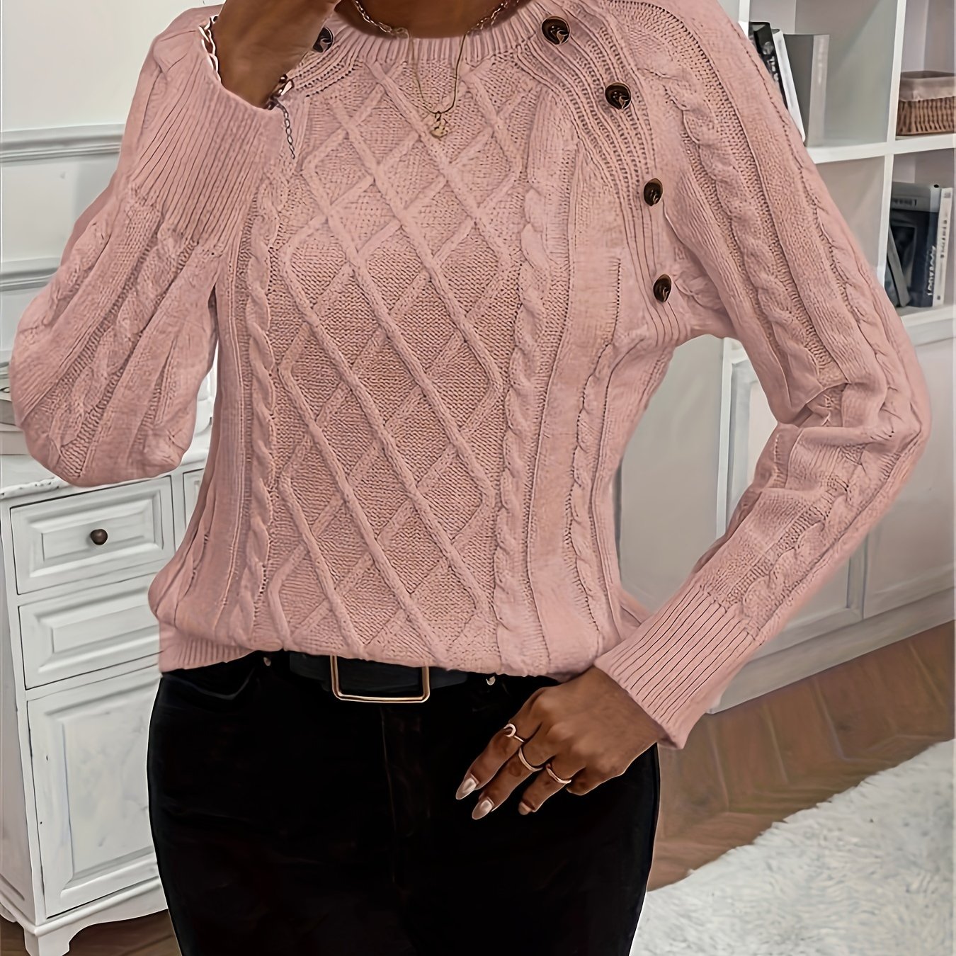 Evy | Timeless Cable Knit Sweater with Classic Round Neck