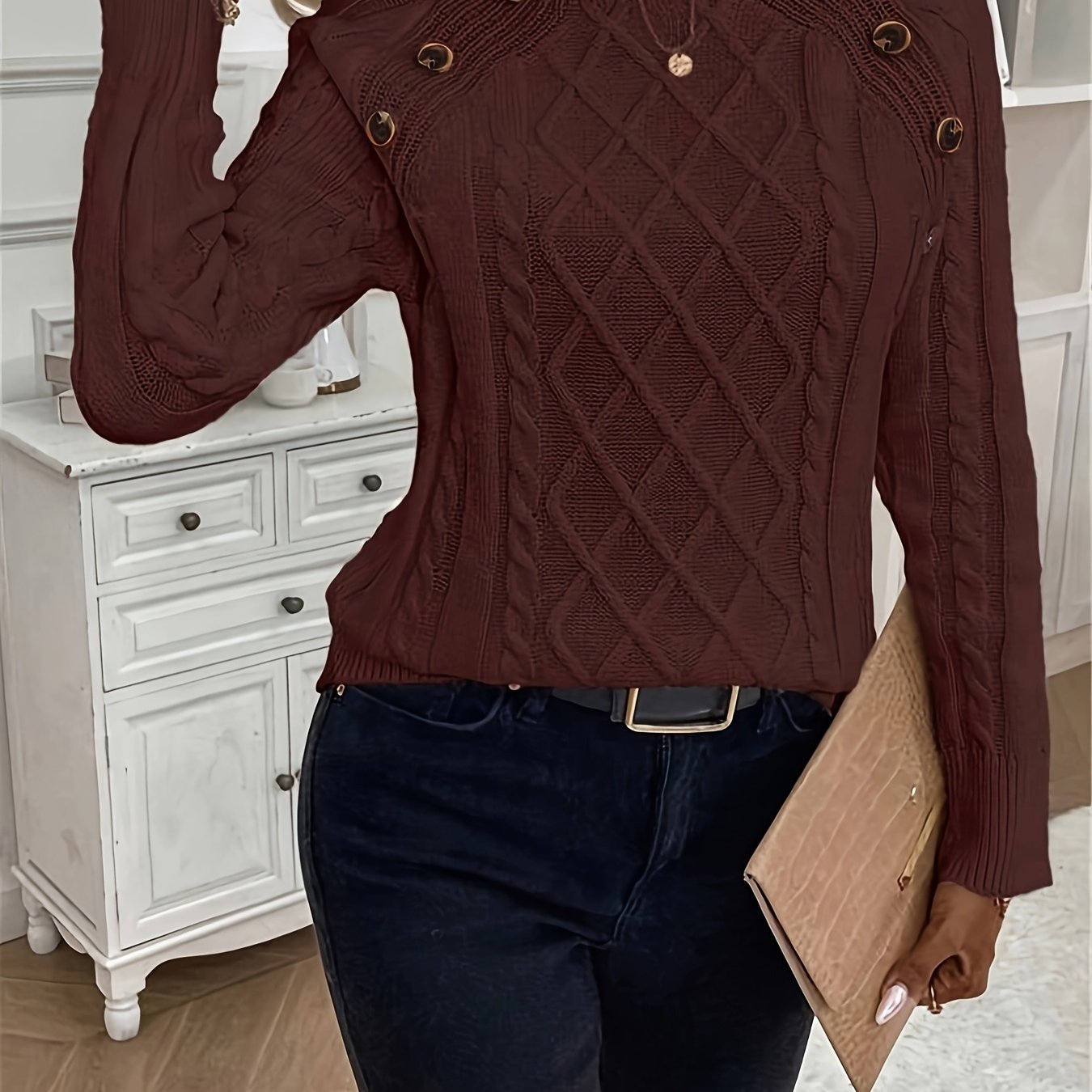 Evy | Timeless Cable Knit Sweater with Classic Round Neck