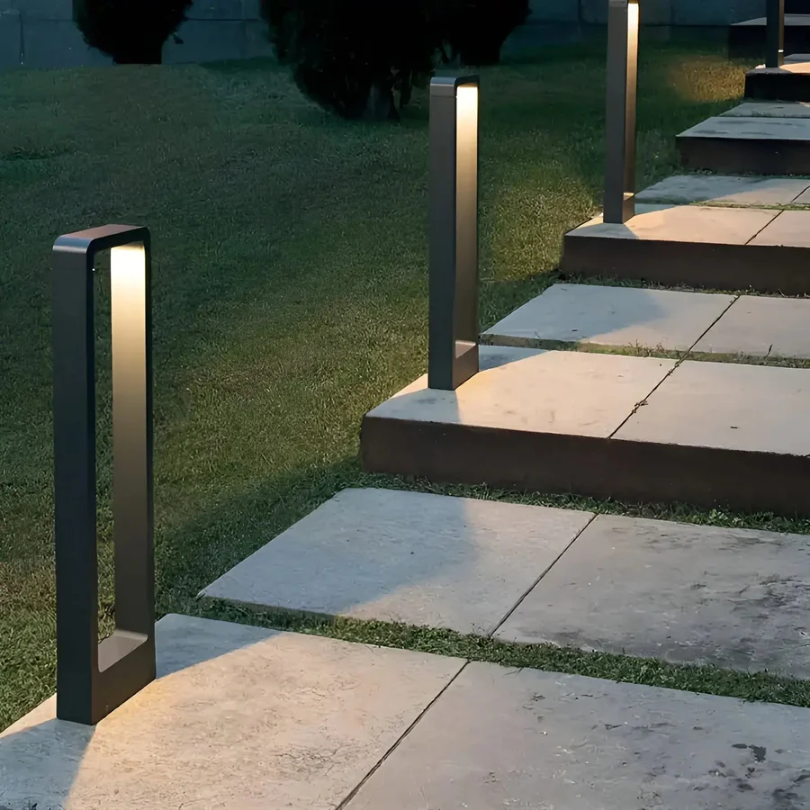 Contemporary LED Outdoor Garden Lights - LumaGarde