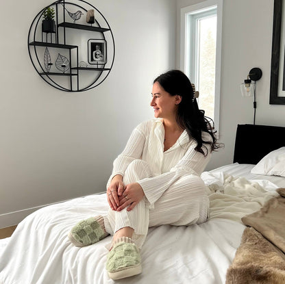 Cozy Non-Slip Slippers with Plush Lining