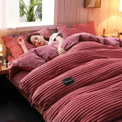 Cozy Two-Layer Thermal Duvet with Fluffy Sleep Design