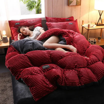 Cozy Two-Layer Thermal Duvet with Fluffy Sleep Design