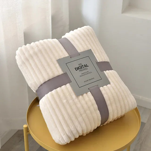 Luxurious Velvet Fleece Blanket for Ultimate Winter Comfort