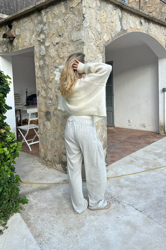 NOLA - Button-Up Knitted Cardigan for Women