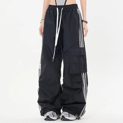 Chic Cargo Pants with Adjustable Drawstring and Ample Pocket Space