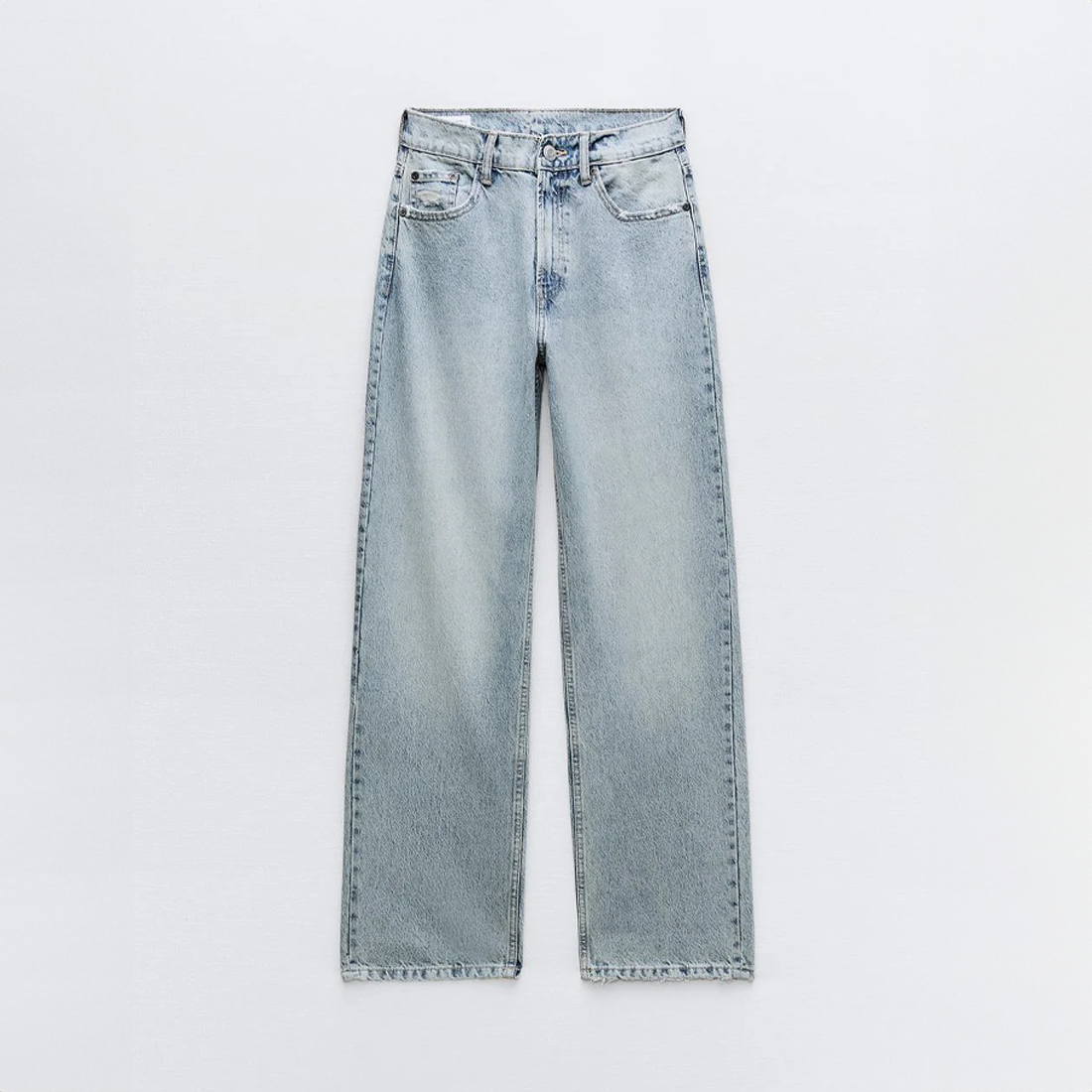 Livia - Retro-Inspired Distressed Denim